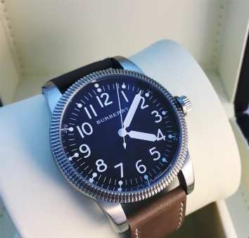 Наручные часы Burberry в интернет-магазине BombSALES