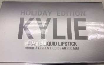 Набор блесков для губ Kylie в интернет-магазине BombSALES